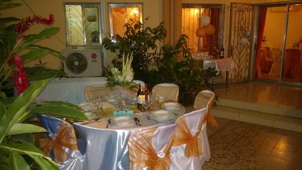 Toundalia Residence Yaounde Luaran gambar