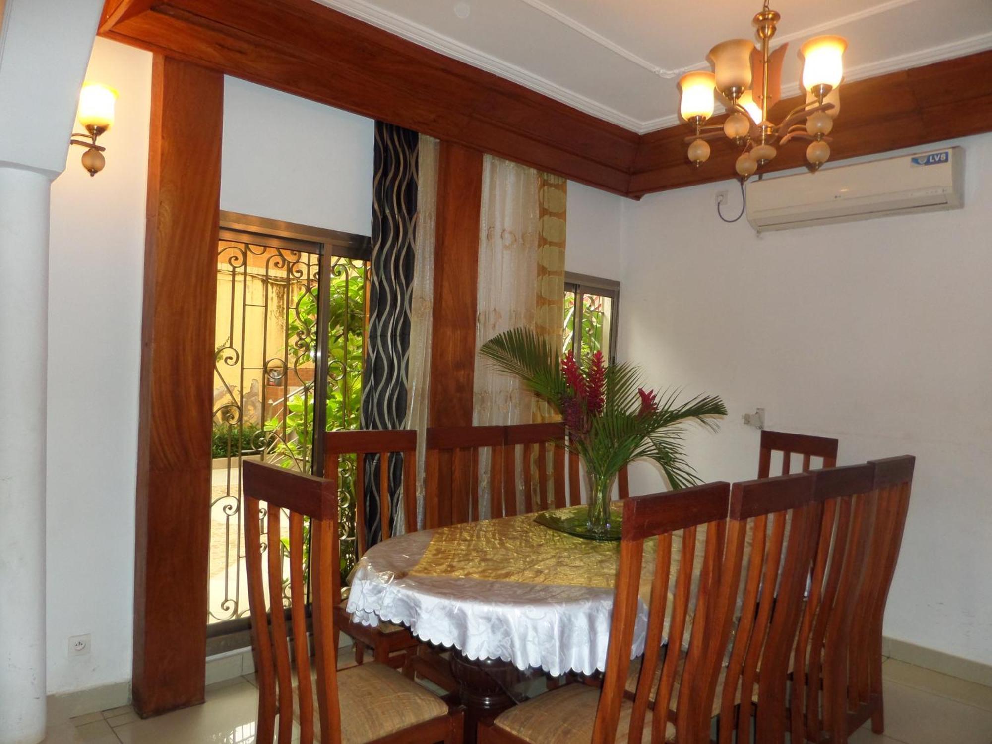 Toundalia Residence Yaounde Luaran gambar