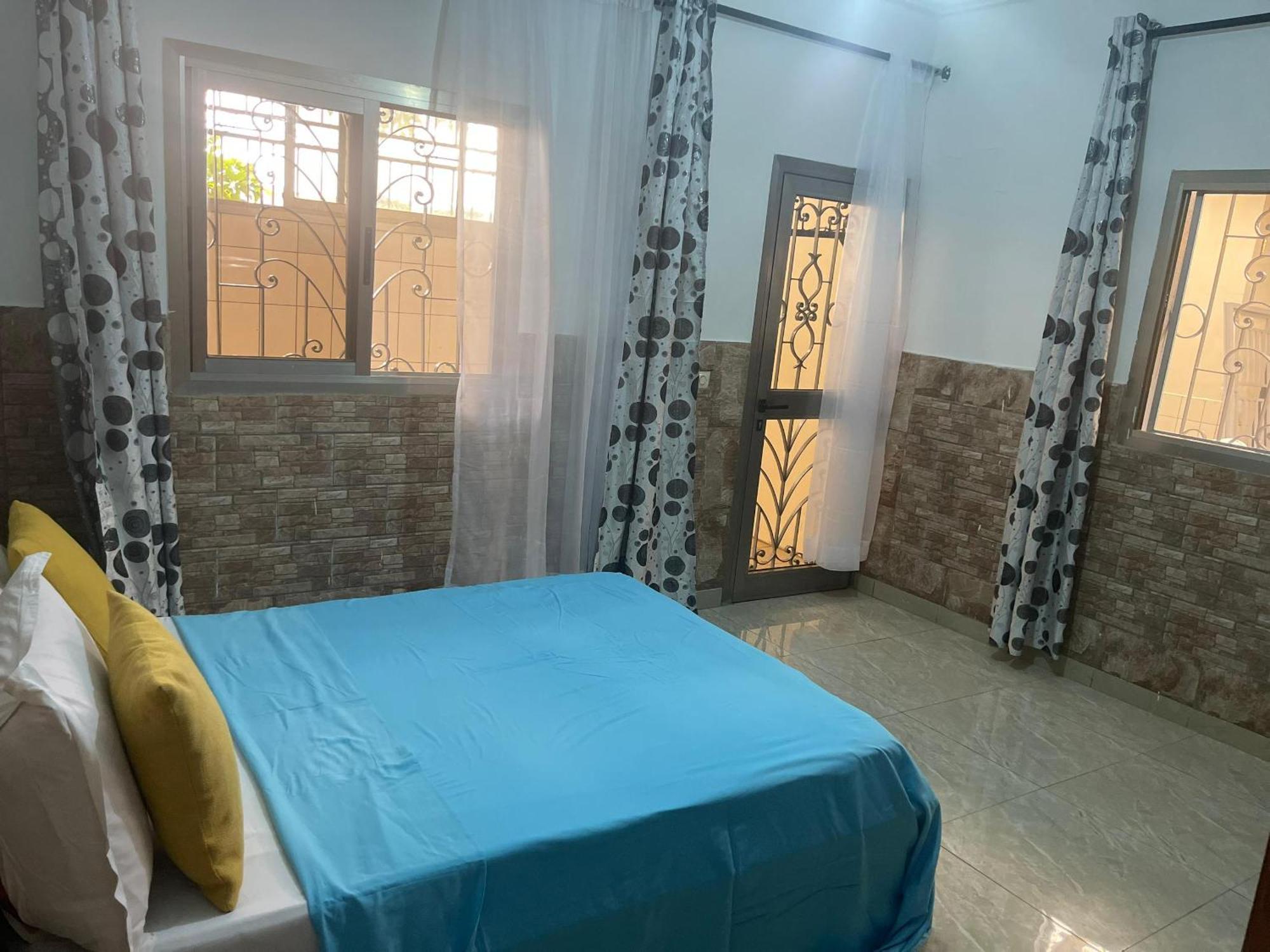 Toundalia Residence Yaounde Luaran gambar