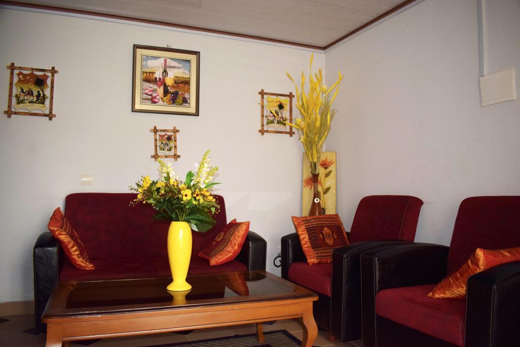 Toundalia Residence Yaounde Bilik gambar