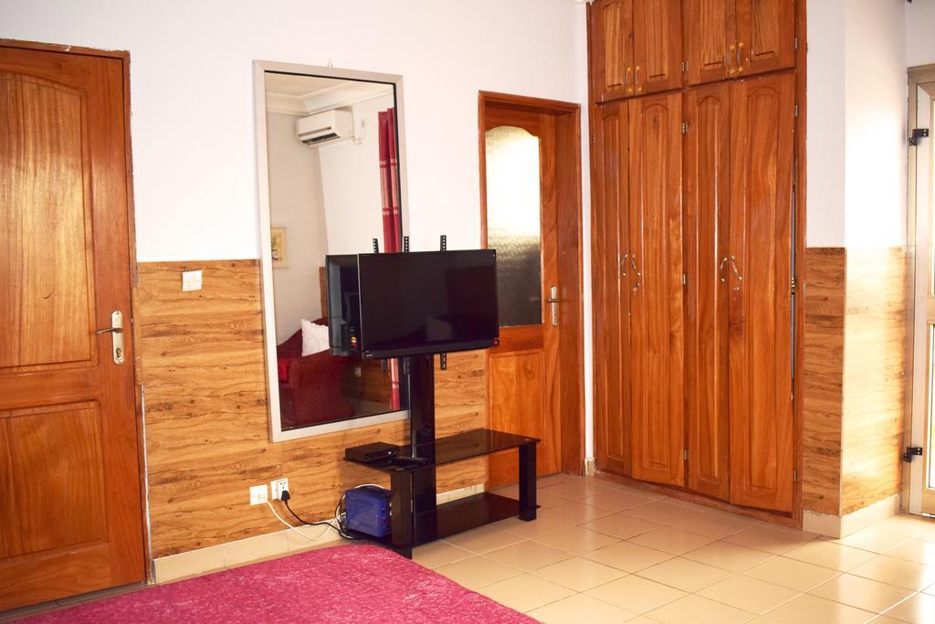 Toundalia Residence Yaounde Bilik gambar