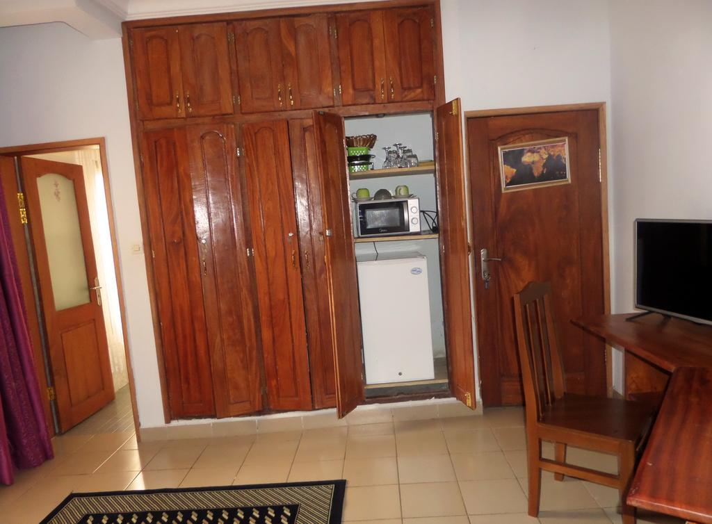 Toundalia Residence Yaounde Bilik gambar