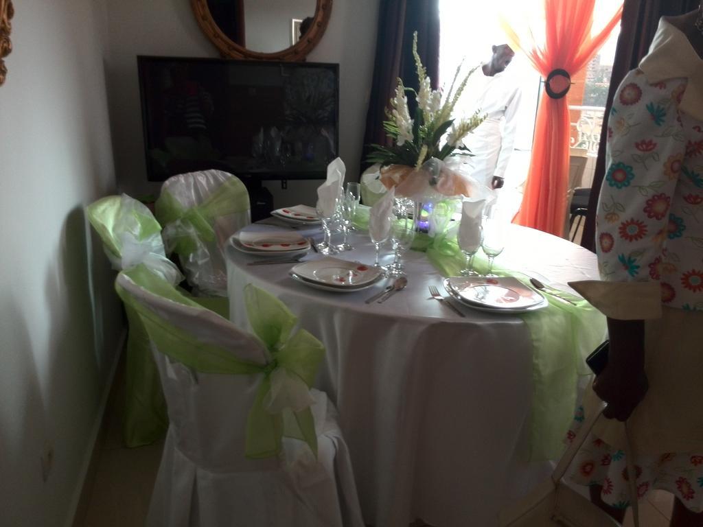 Toundalia Residence Yaounde Luaran gambar