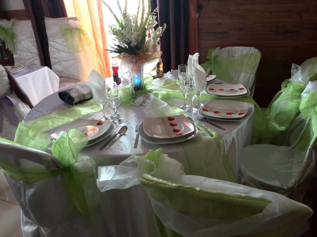 Toundalia Residence Yaounde Luaran gambar