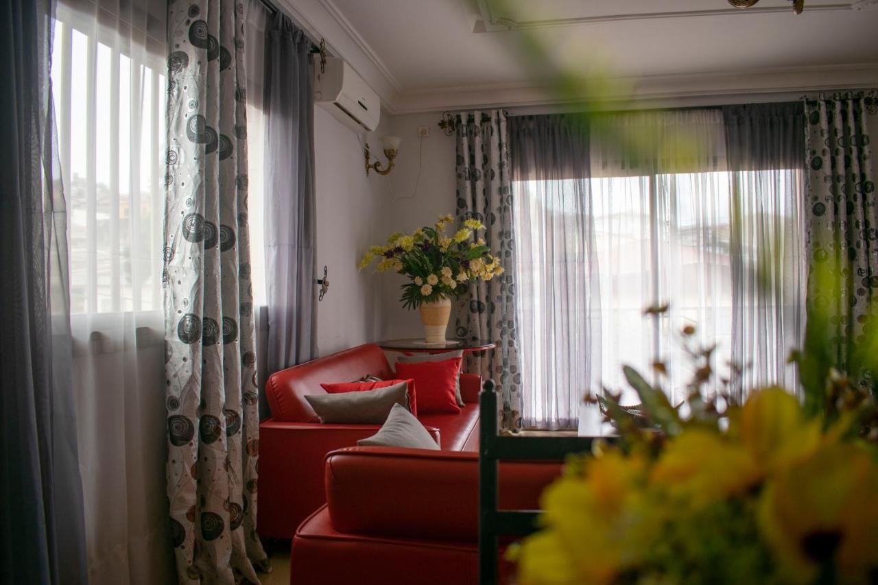 Toundalia Residence Yaounde Luaran gambar